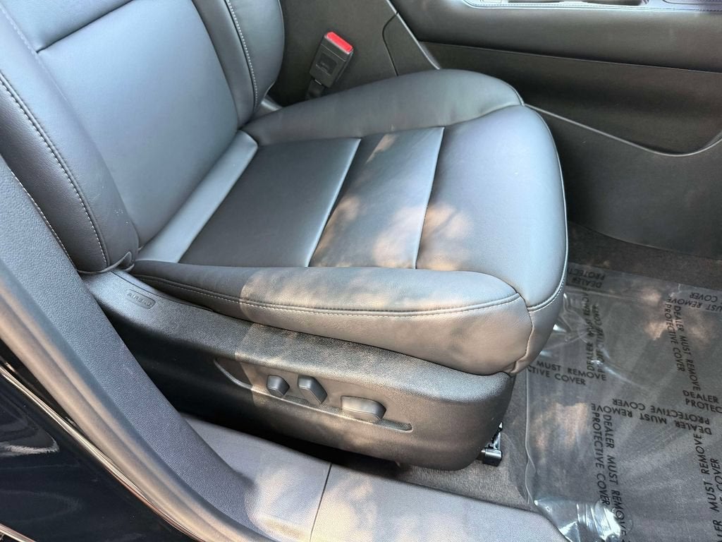 2023 Cadillac XT4 AWD Premium Luxury