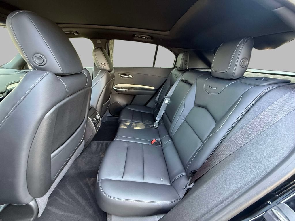 2023 Cadillac XT4 AWD Premium Luxury