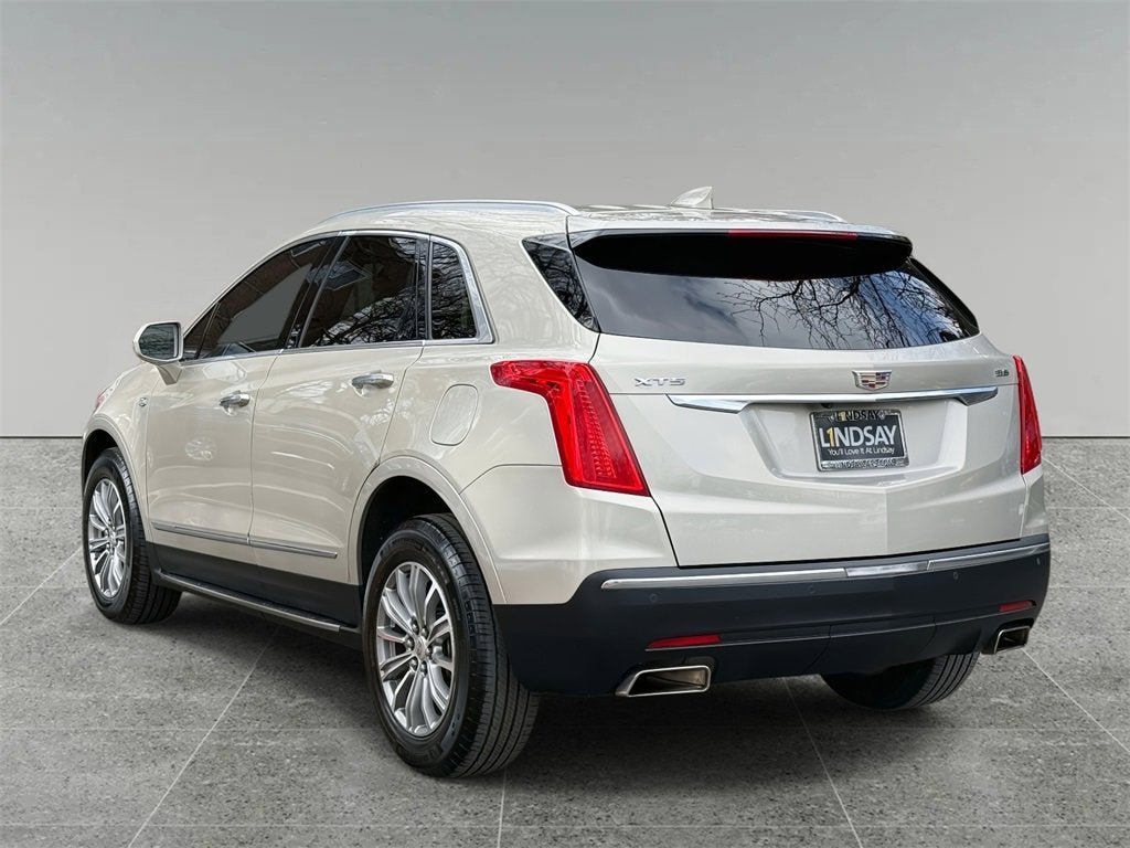 2017 Cadillac XT5 Luxury FWD