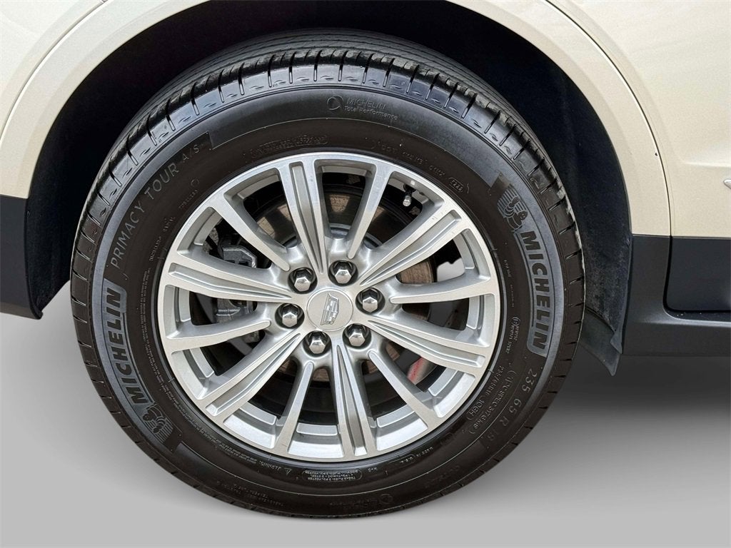 2017 Cadillac XT5 Luxury FWD