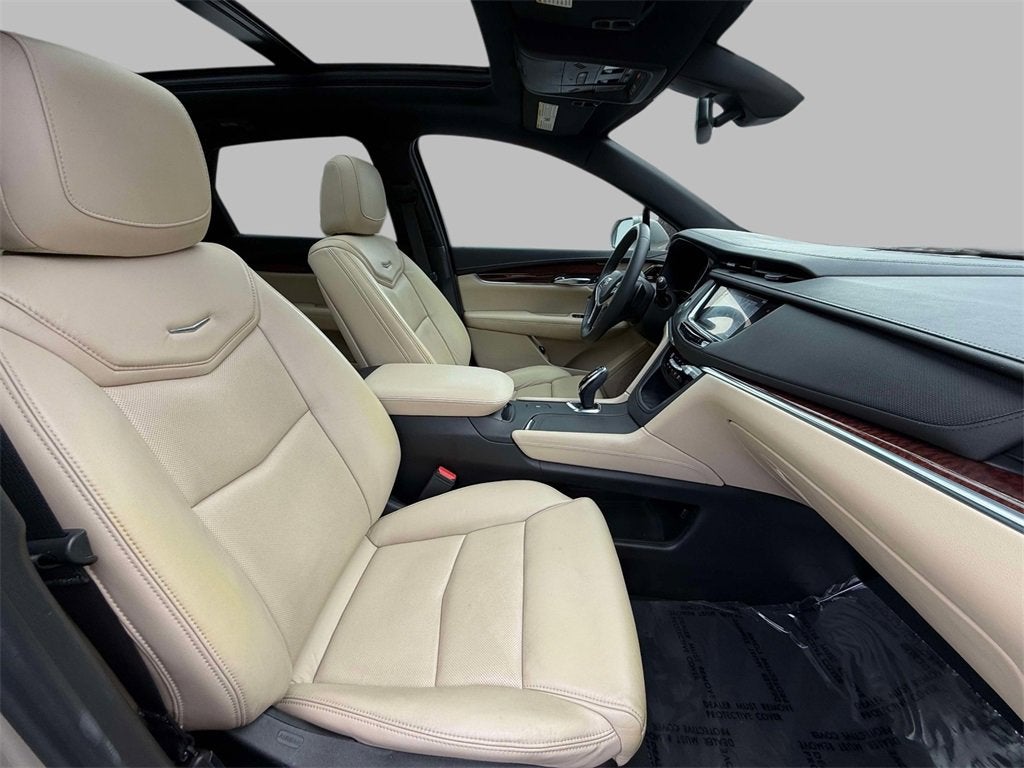 2017 Cadillac XT5 Luxury FWD