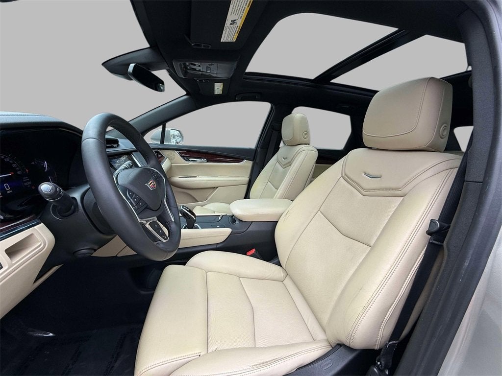 2017 Cadillac XT5 Luxury FWD