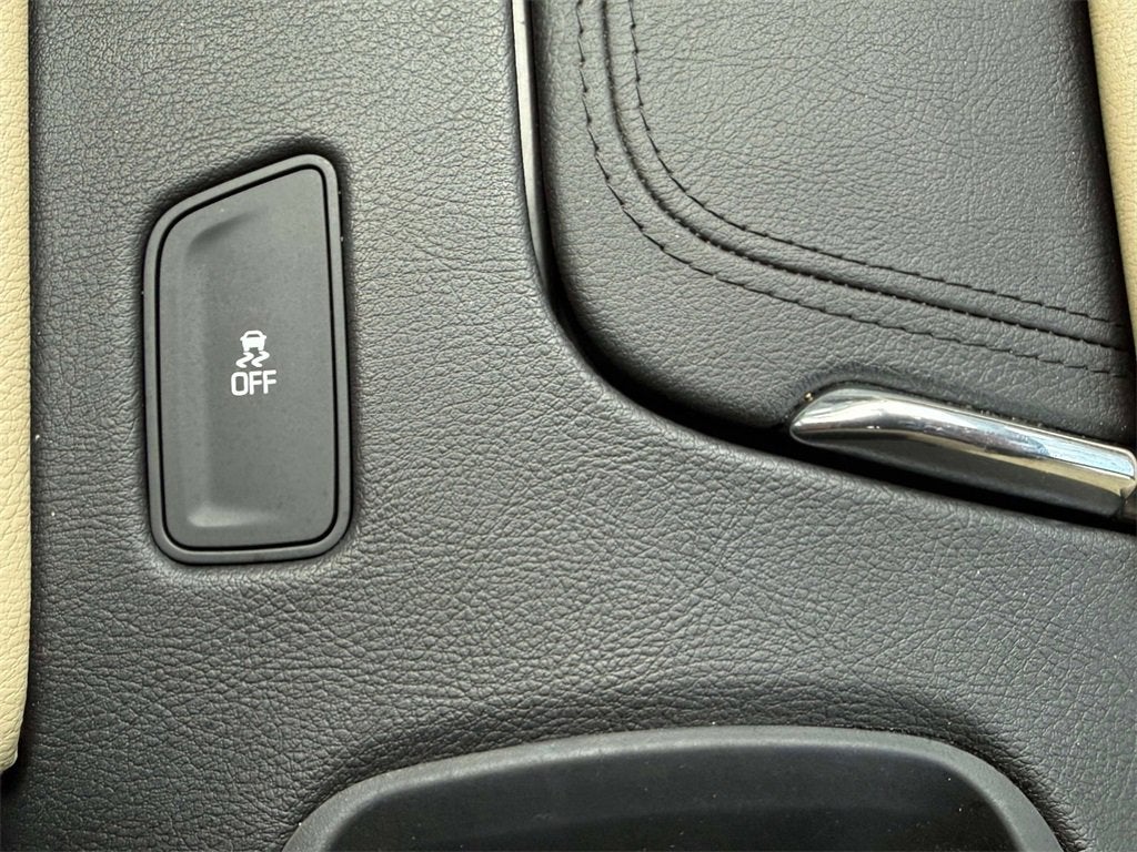 2017 Cadillac XT5 Luxury FWD