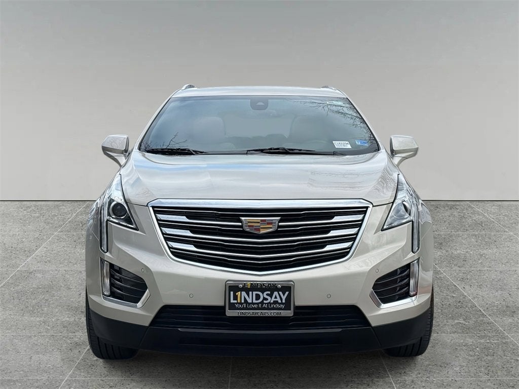 2017 Cadillac XT5 Luxury FWD