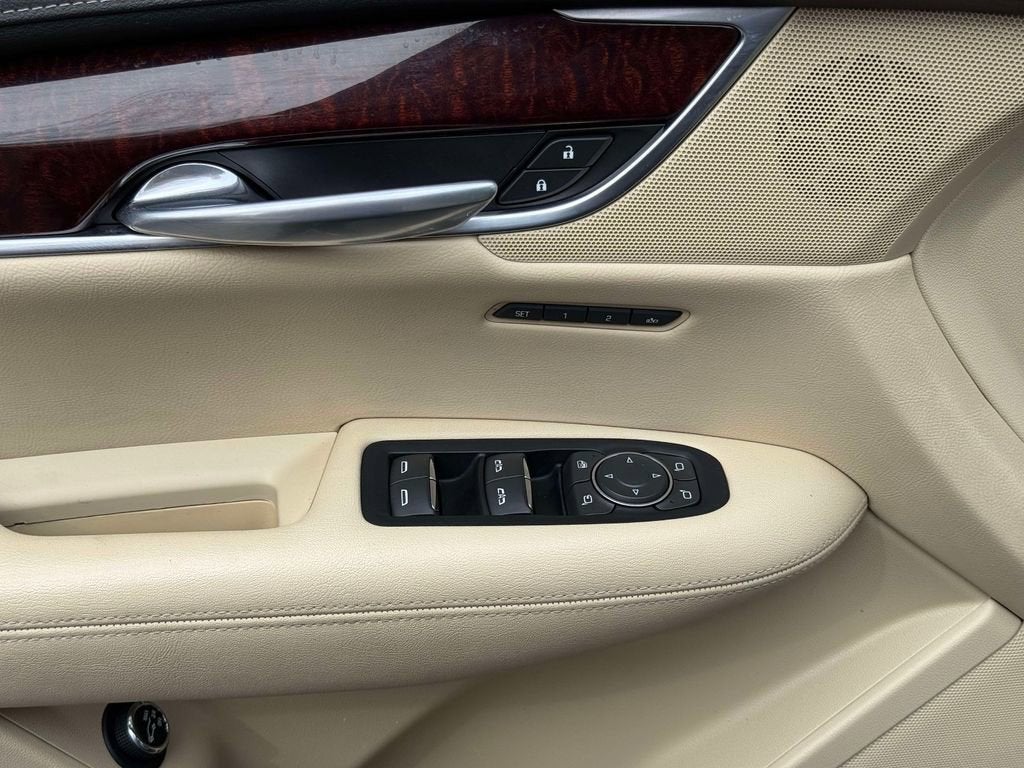2017 Cadillac XT5 Luxury AWD