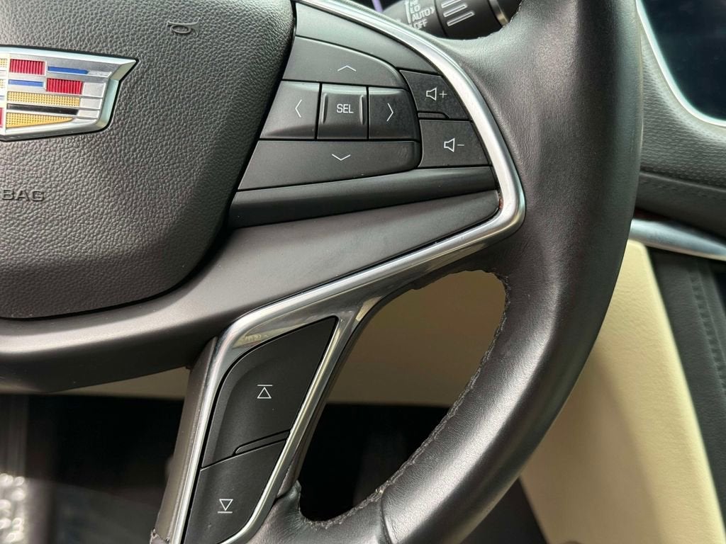 2017 Cadillac XT5 Luxury AWD