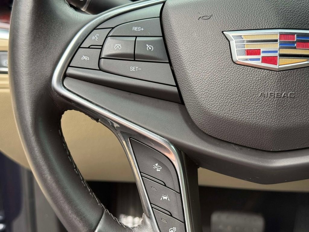 2017 Cadillac XT5 Luxury AWD