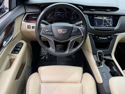 2017 Cadillac XT5 Luxury AWD