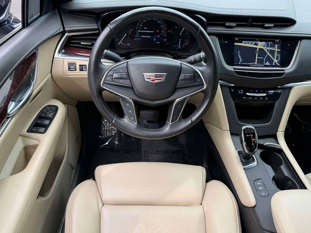 2017 Cadillac XT5 Luxury AWD
