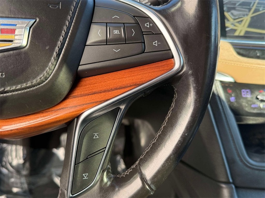 2018 Cadillac XT5 Platinum AWD