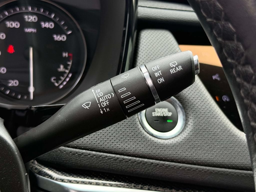 2023 Cadillac XT5 AWD Sport