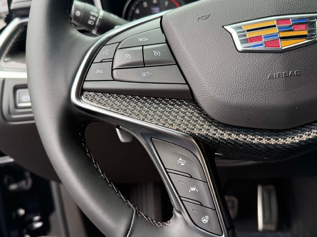 2026 Cadillac XT5 Sport