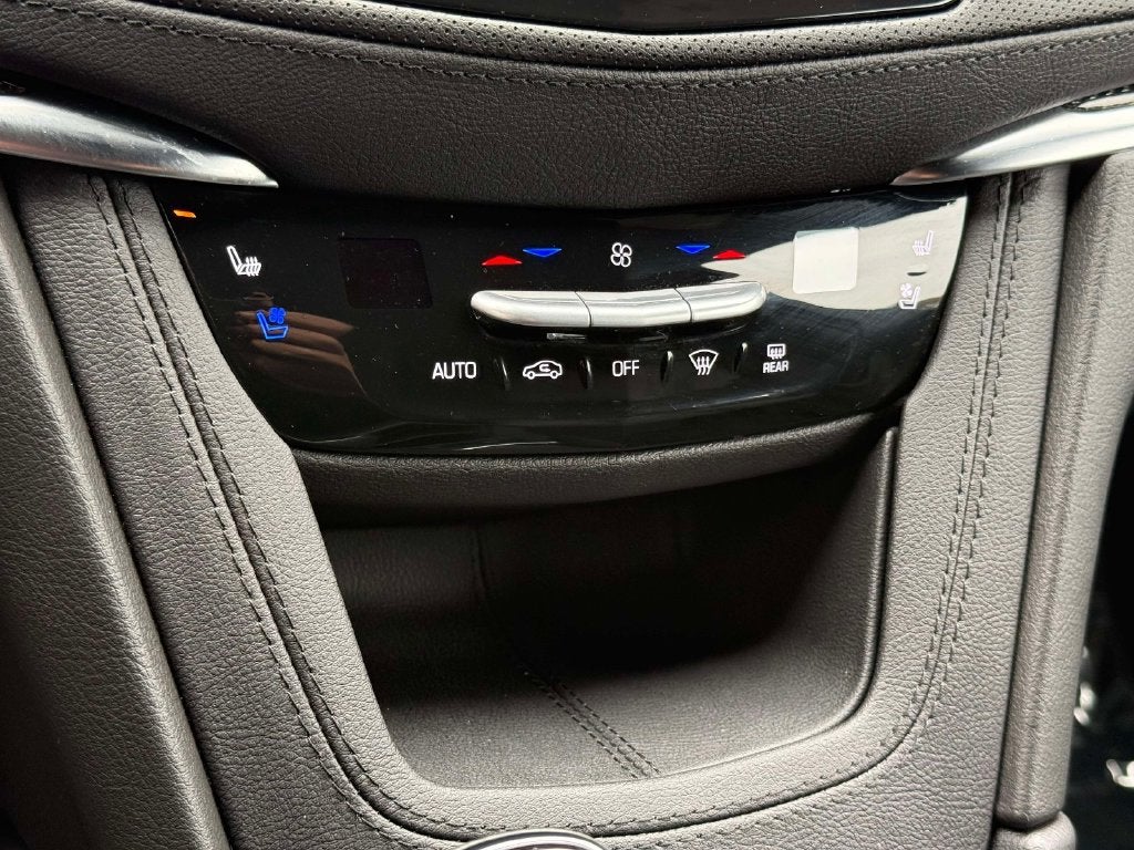 2026 Cadillac XT5 Sport