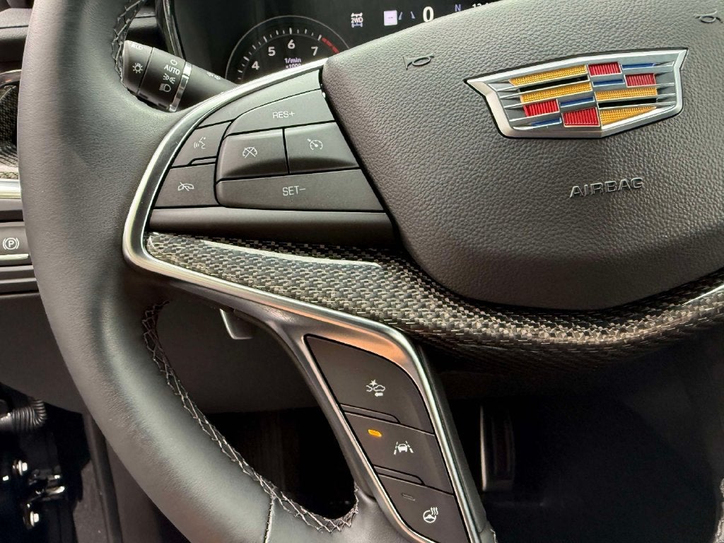 2026 Cadillac XT5 Sport
