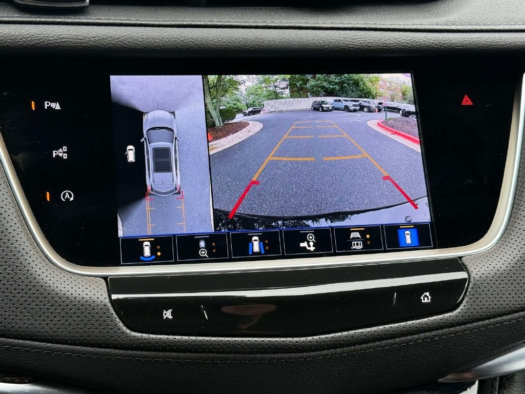 2026 Cadillac XT5 Sport