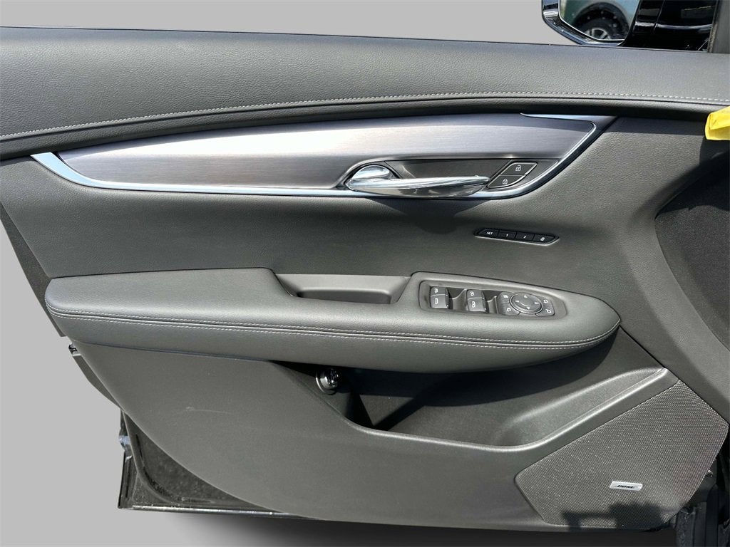 2025 Cadillac XT6 Luxury