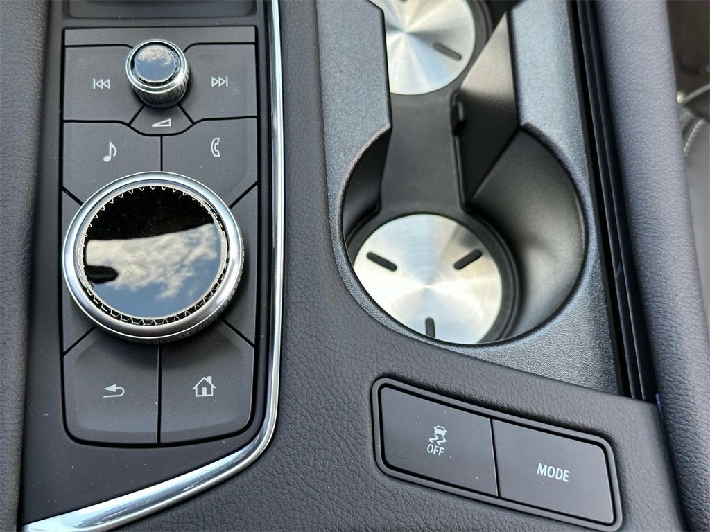 2025 Cadillac XT6 Luxury