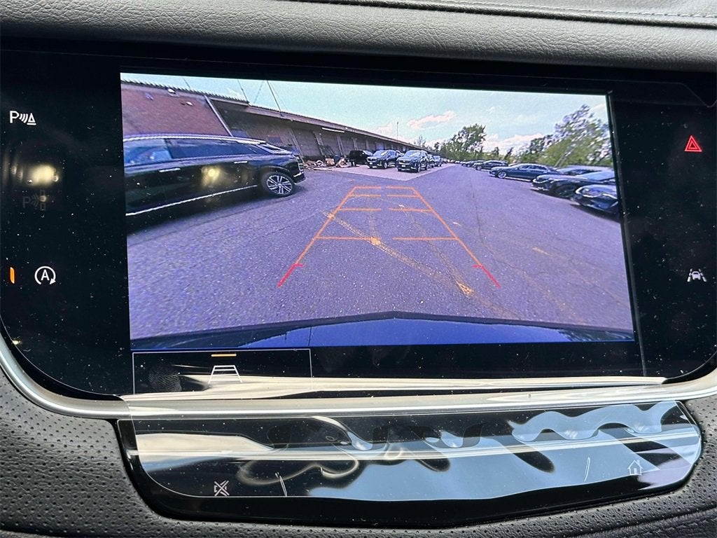 2025 Cadillac XT6 Luxury