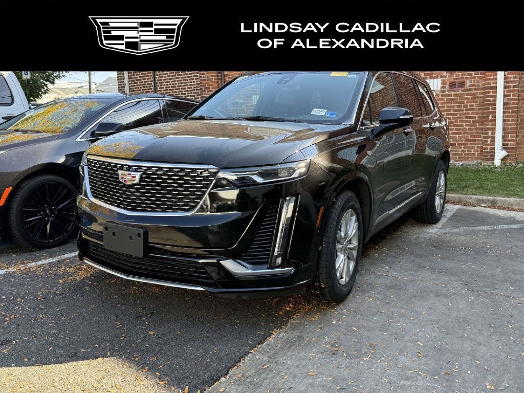 2025 Cadillac XT6 Luxury