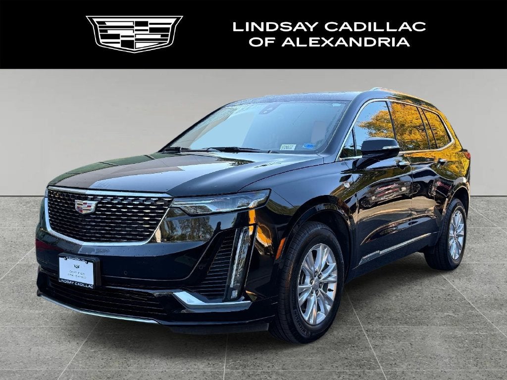 2025 Cadillac XT6 Luxury