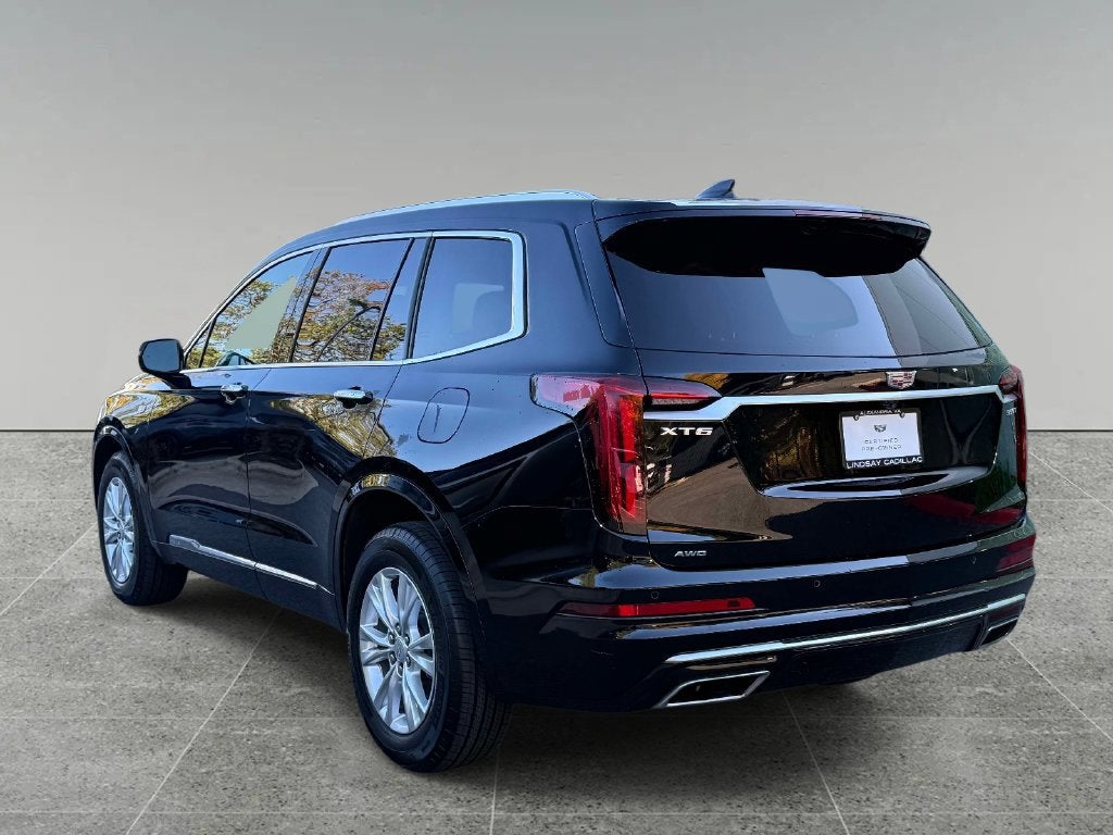2025 Cadillac XT6 Luxury