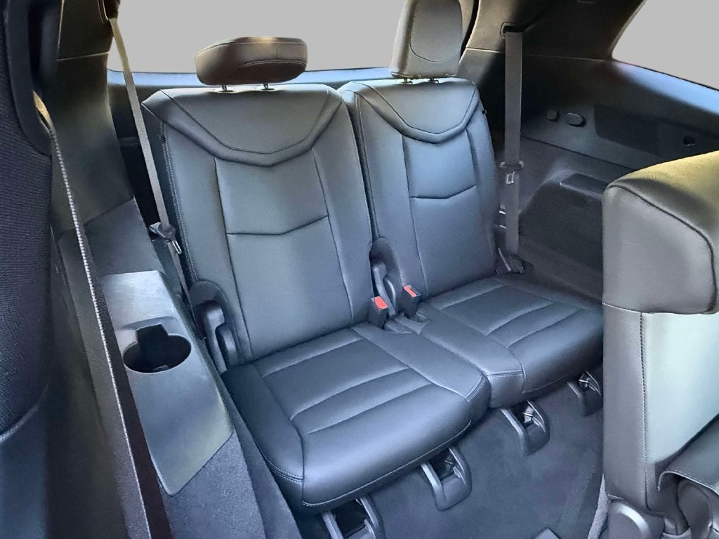 2025 Cadillac XT6 Luxury