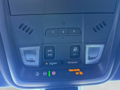 2025 Cadillac XT6 Luxury