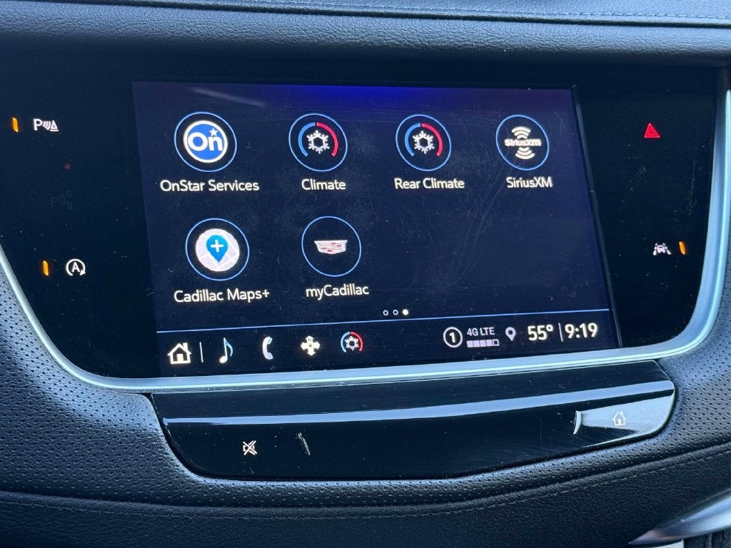 2025 Cadillac XT6 Luxury