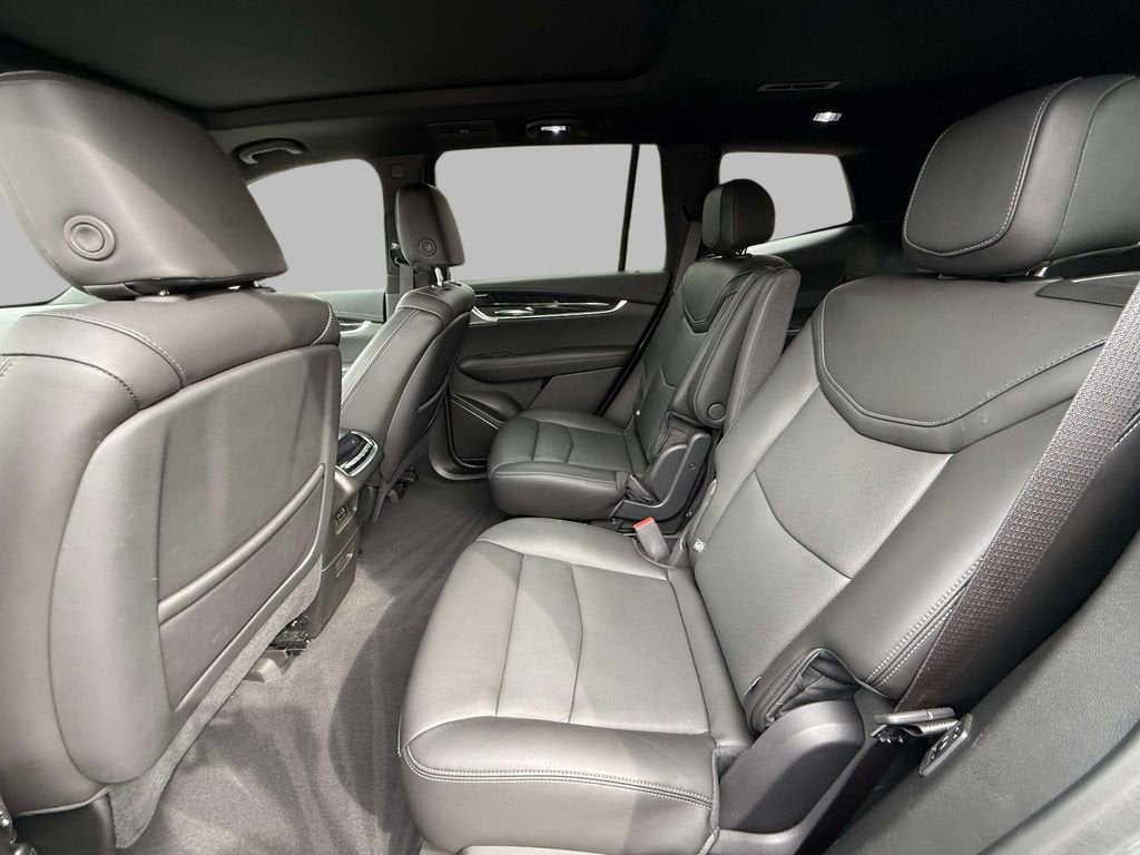 2025 Cadillac XT6 Premium Luxury