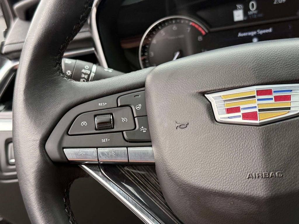 2025 Cadillac XT6 Premium Luxury