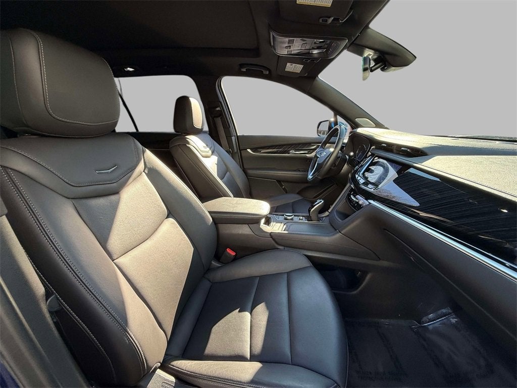 2025 Cadillac XT6 Premium Luxury
