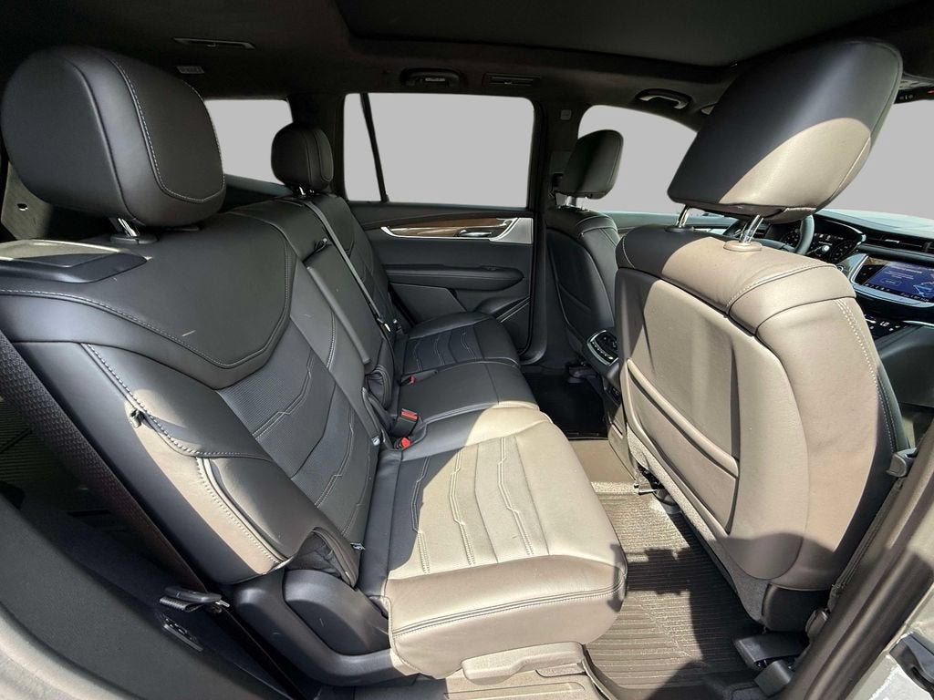 2025 Cadillac XT6 Premium Luxury