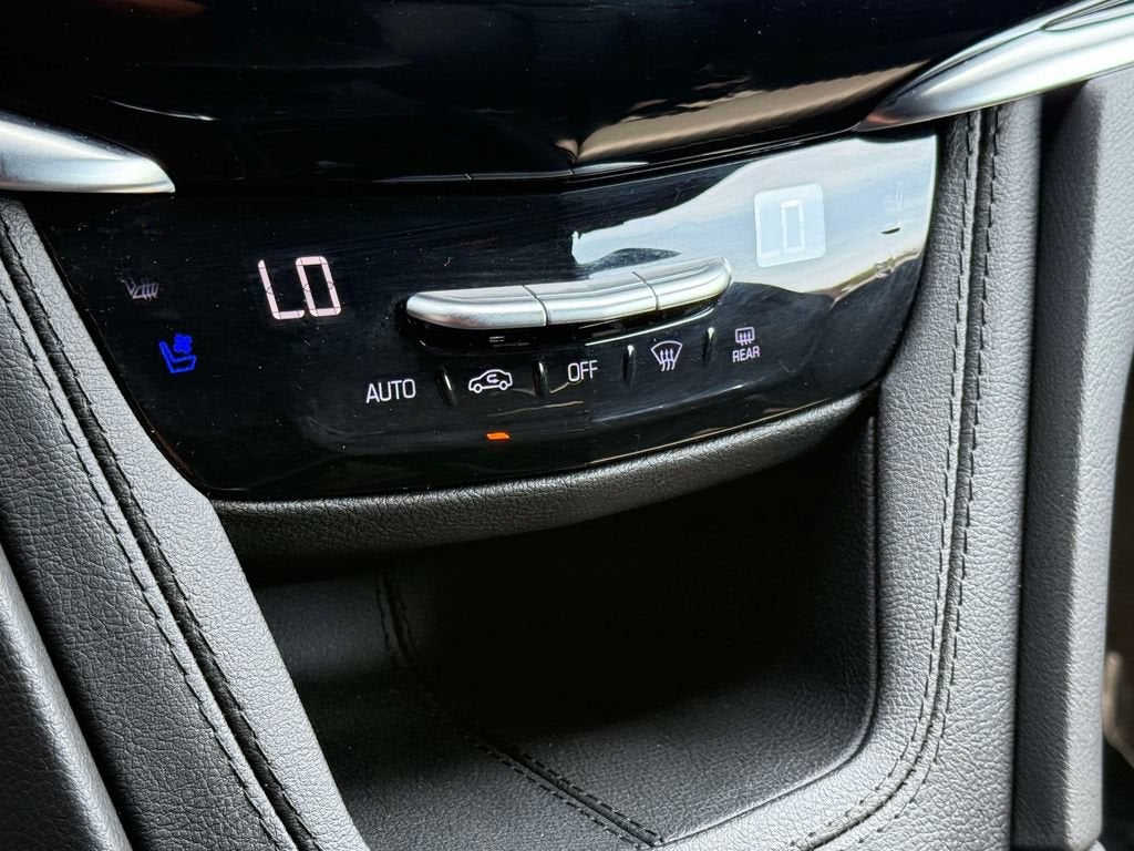 2025 Cadillac XT6 Premium Luxury - Photo 27