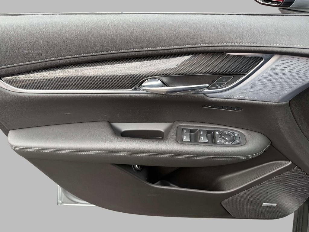 2023 Cadillac XT6 Sport