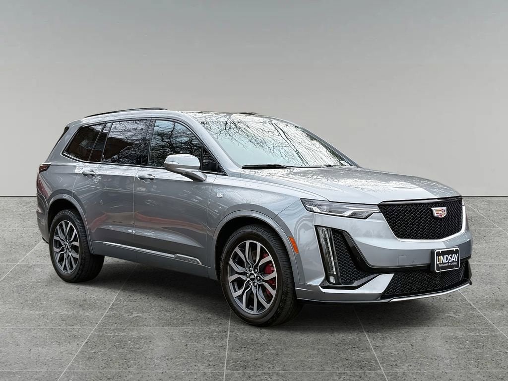 2023 Cadillac XT6 Sport
