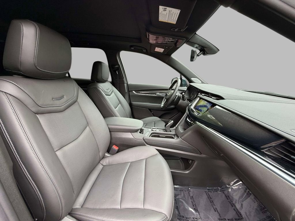 2025 Cadillac XT6 Sport