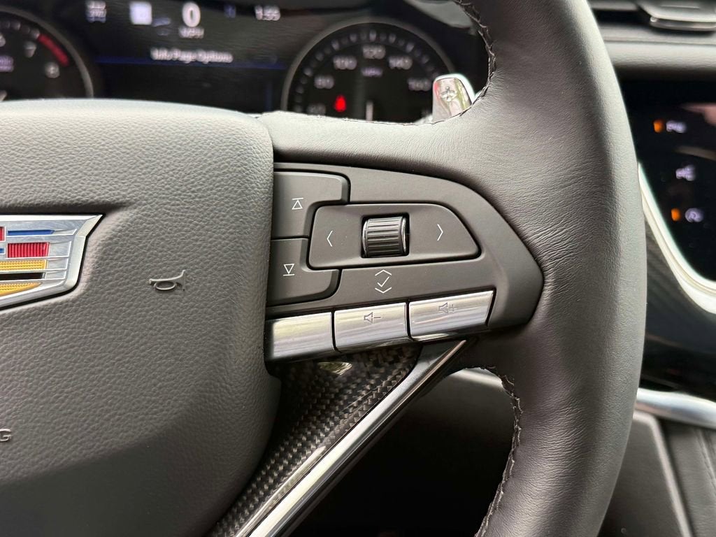 2025 Cadillac XT6 Sport