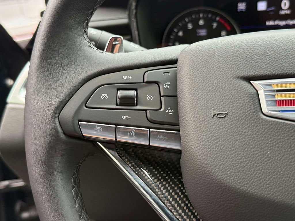 2025 Cadillac XT6 Sport