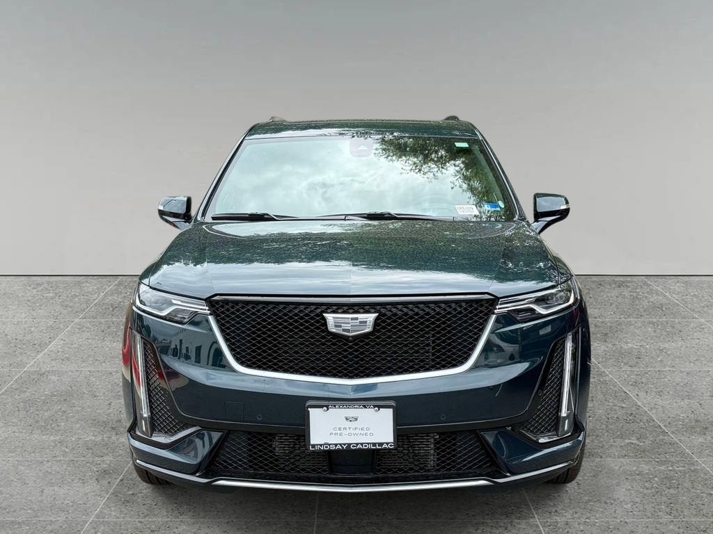 2025 Cadillac XT6 Sport