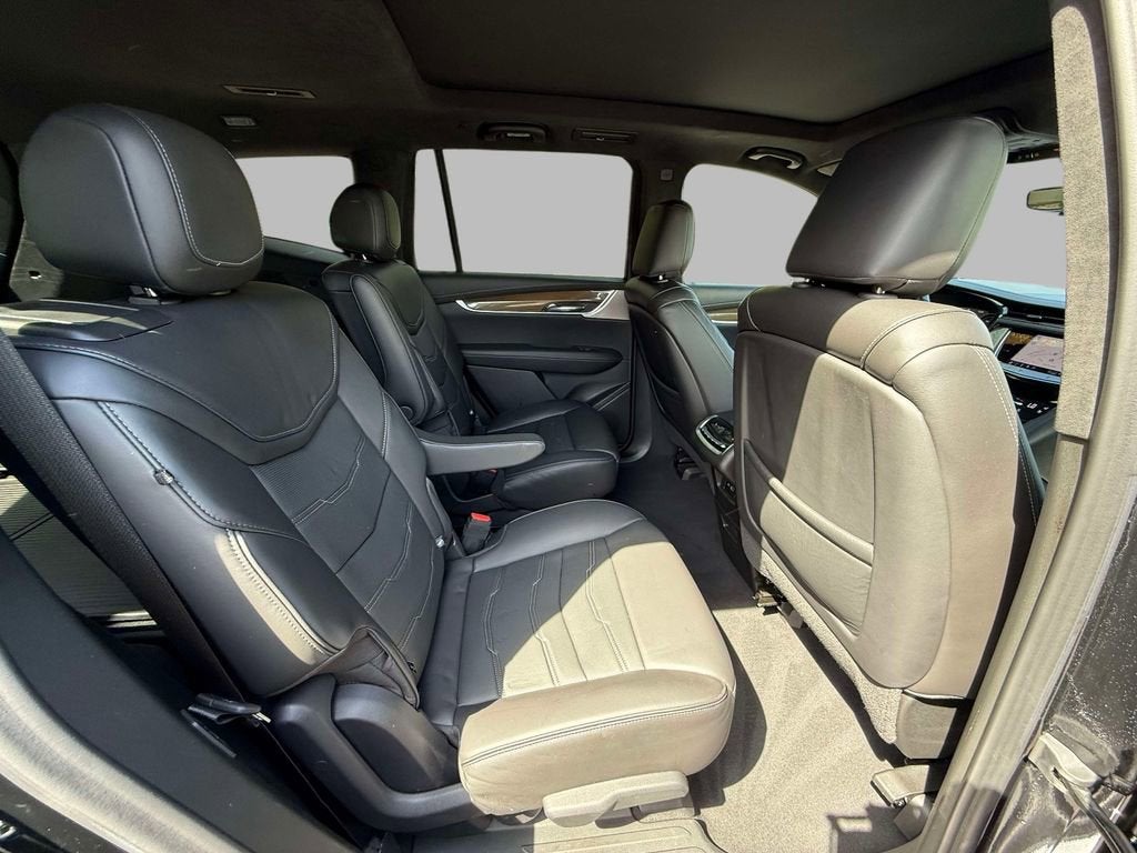 2023 Cadillac XT6 Sport