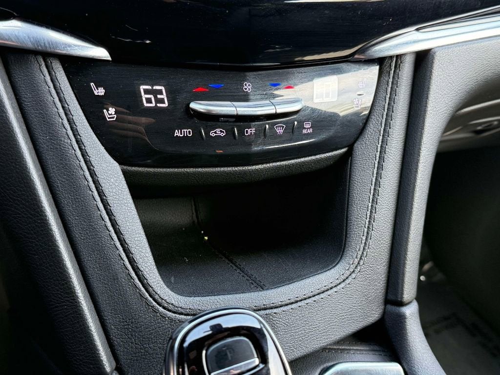 2023 Cadillac XT6 Sport