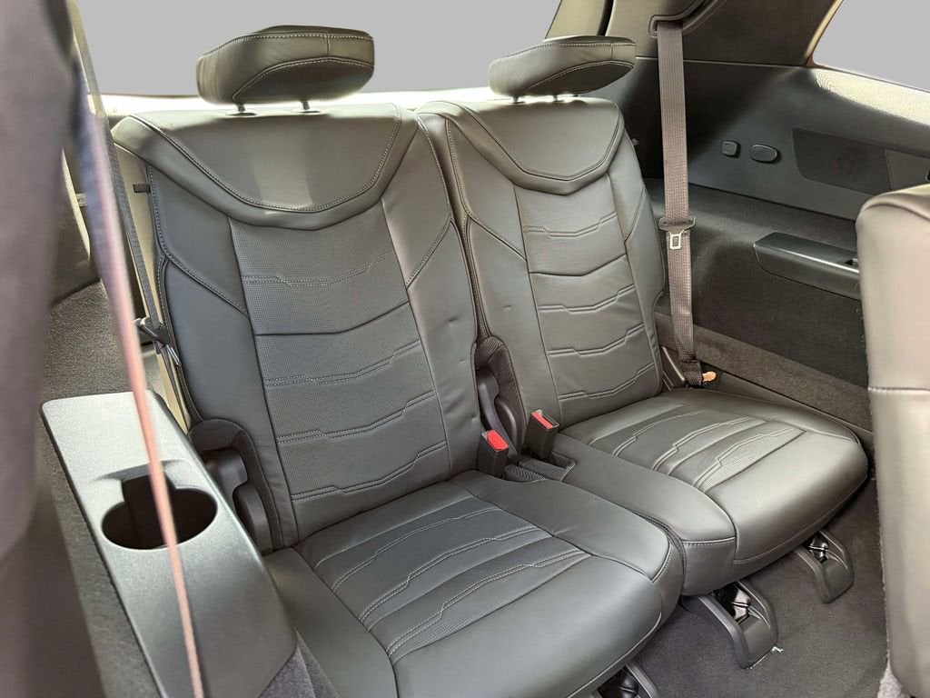 2025 Cadillac XT6 Sport