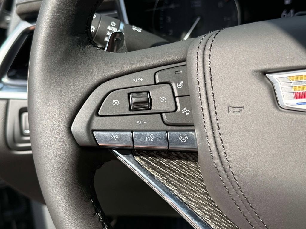 2025 Cadillac XT6 Sport