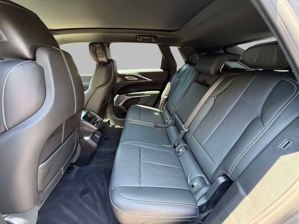 2023 Cadillac LYRIQ Luxury