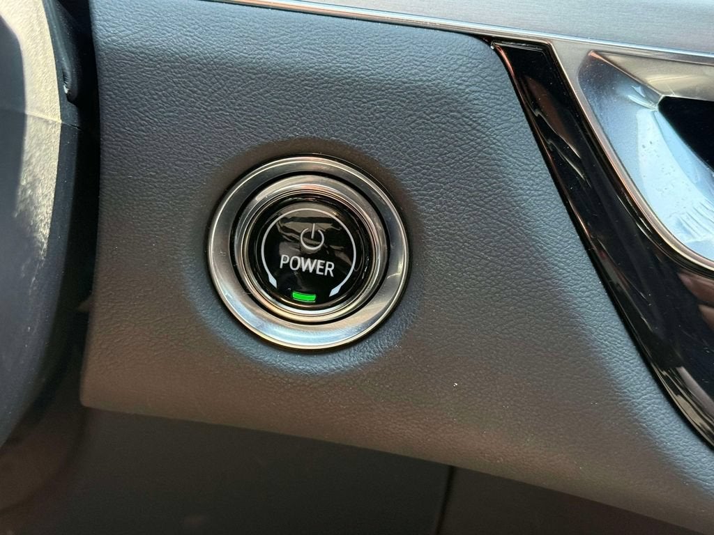 2023 Cadillac LYRIQ Luxury