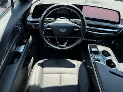 2023 Cadillac LYRIQ Luxury