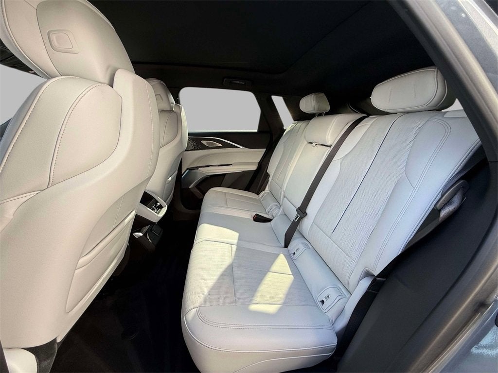 2023 Cadillac LYRIQ Luxury