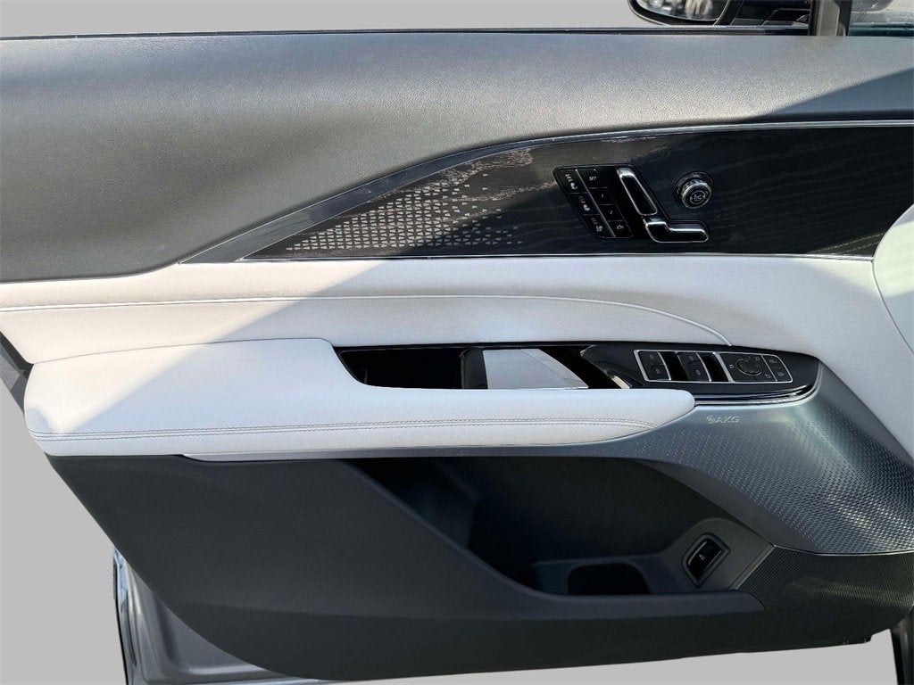 2023 Cadillac LYRIQ Luxury