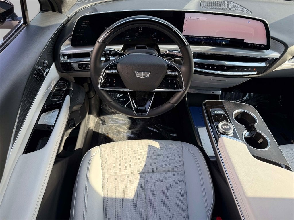 2023 Cadillac LYRIQ Luxury