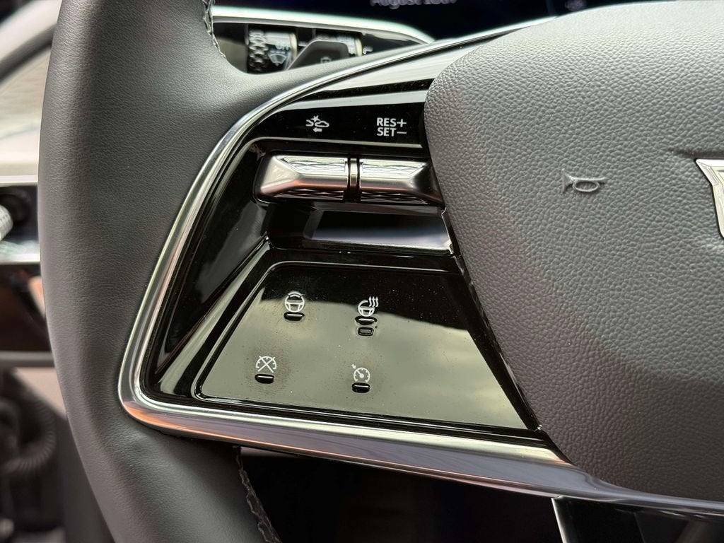 2023 Cadillac LYRIQ RWD Luxury